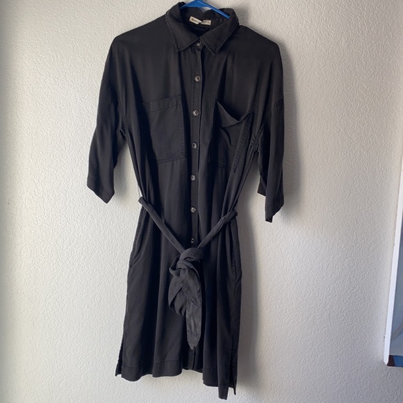Marine layer button down dress - Picture 4 of 6